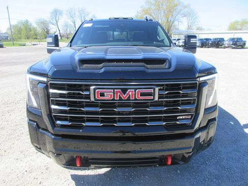 New 2026 GMC Sierra 2500 AT4 w/ AT4 Premium Plus Package image 12