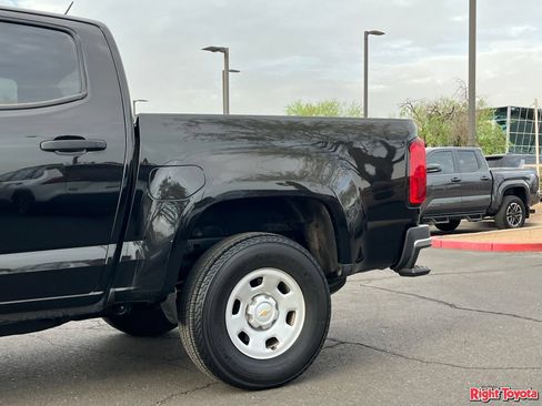 Used 2020 Chevrolet Colorado W/T w/ WT Convenience Package RWD image 10