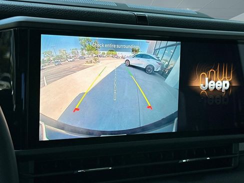 Used 2024 Jeep Wrangler Sport S w/ LED Headlamp & Fog Lamp Group image 25