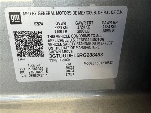 Used 2024 GMC Sierra 1500 SLT w/ SLT Premium Plus Package AWD/4WD image 24