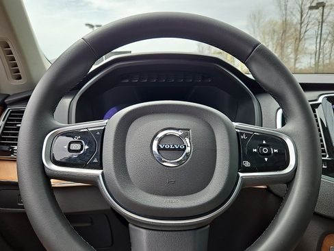 Used 2023 Volvo XC90 B6 Plus w/ Protection Package Premier AWD/4WD image 20