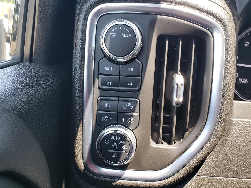 Used 2021 GMC Sierra 3500 SLT AWD/4WD image 21