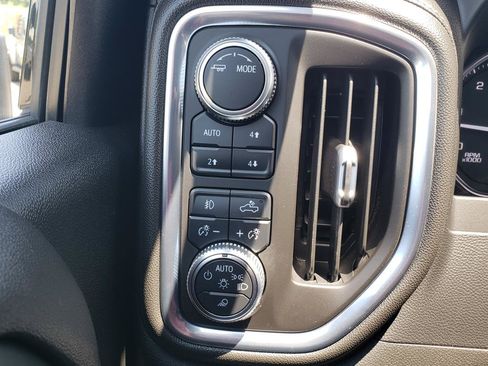 Used 2021 GMC Sierra 3500 SLT AWD/4WD image 21
