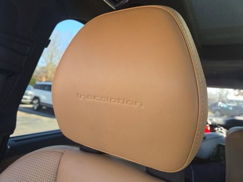 Used 2017 Volvo XC90 T6 Inscription w/ Vision Package image 18