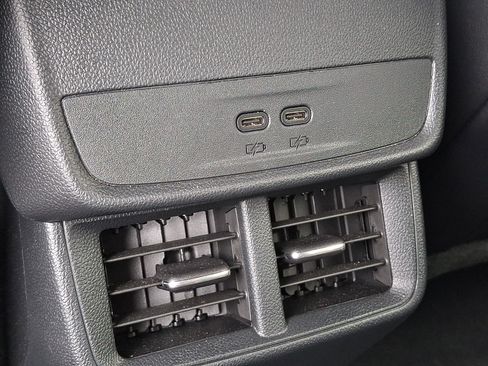 Used 2026 GMC Terrain Elevation w/ Elevation Premium Package FWD image 11