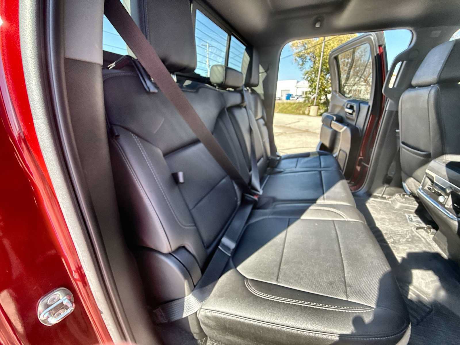 Certified 2022 Chevrolet Silverado 1500 LTZ w/ LTZ Premium Package AWD/4WD image 28