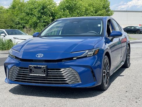 Certified 2025 Toyota Camry XLE AWD/4WD image 13