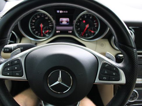 Used 2017 Mercedes-Benz SLC 300 w/ Premium 1 Package image 28