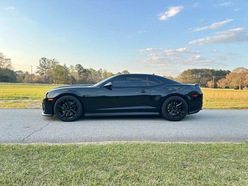 Used 2013 Chevrolet Camaro ZL1 image 2
