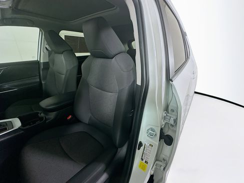 Used 2023 Toyota RAV4 XLE w/ Convenience Package image 12