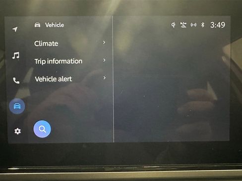 Used 2025 Toyota Camry LE image 30