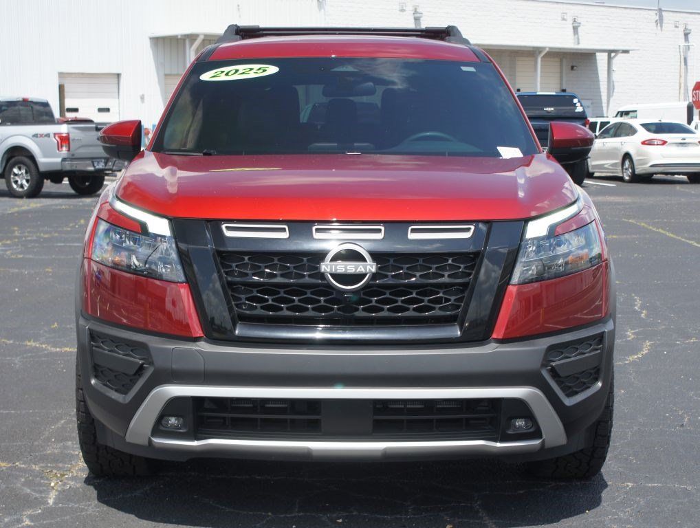 Used 2025 Nissan Pathfinder Rock Creek AWD/4WD image 25