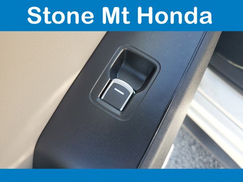 Used 2023 Honda Civic EX-L image 12