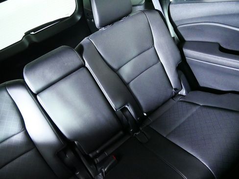 Used 2022 Honda Passport Elite image 14