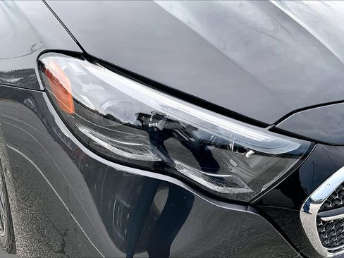 Certified 2025 Mercedes-Benz E 350 4MATIC Sedan image 28