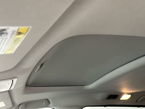 Certified 2025 Honda Odyssey EX-L image 27