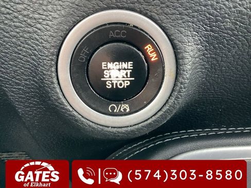 Used 2021 Dodge Challenger SXT image 19