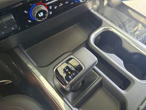 Used 2023 Chevrolet Silverado 1500 LT Trail Boss w/ LT Trail Boss Premium Package image 27