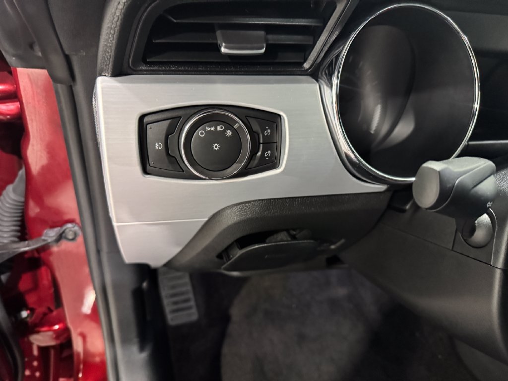 Used 2015 Ford Mustang GT Premium RWD image 34