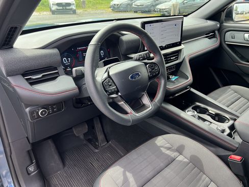 Used 2025 Ford Explorer ST-Line w/ Premium Package AWD/4WD image 21