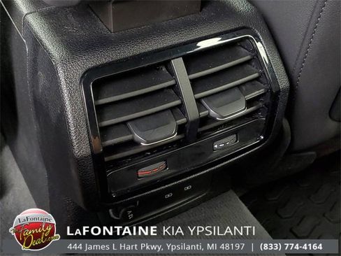 Used 2023 Audi Q3 2.0T Premium w/ 19" Wheel Package image 30