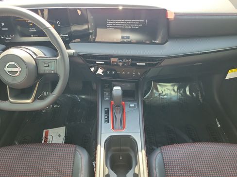 New 2026 Nissan Kicks SR w/ Cold Weather Package image 14
