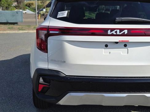 New 2026 Kia Seltos S AWD/4WD image 9