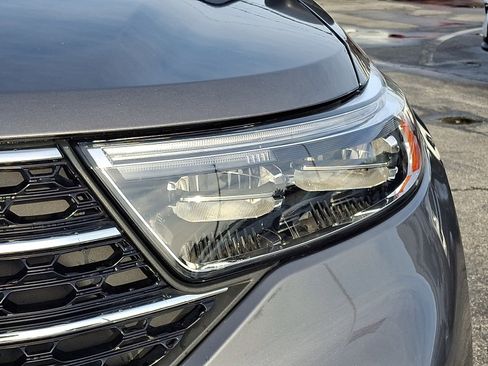 Used 2021 Ford Explorer XLT w/ Equipment Group 202A image 9