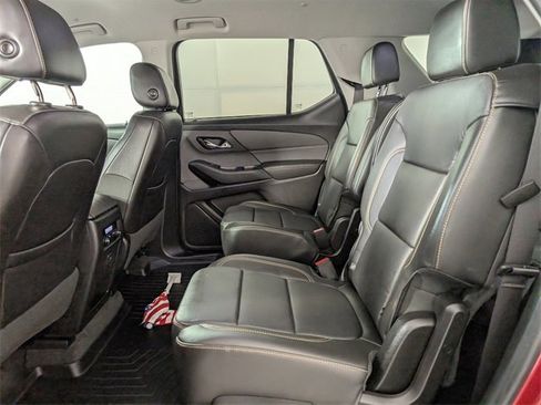 Used 2019 Chevrolet Traverse LT w/ LPO, Cargo Package image 17