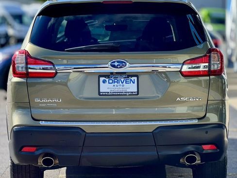 Used 2022 Subaru Ascent Premium w/ Convenience Package AWD/4WD image 4