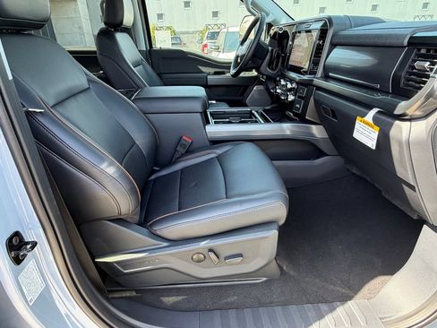 New 2026 Ford F250 Lariat w/ FX4 Off-Road Package AWD/4WD image 11