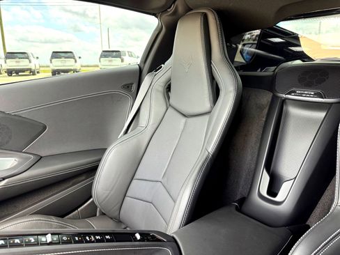 Used 2025 Chevrolet Corvette Stingray Coupe w/ 1LT image 41