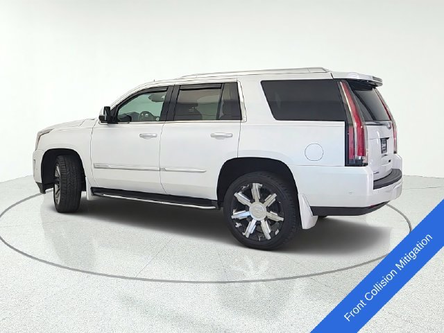 Used 2017 Cadillac Escalade Luxury AWD/4WD image 3