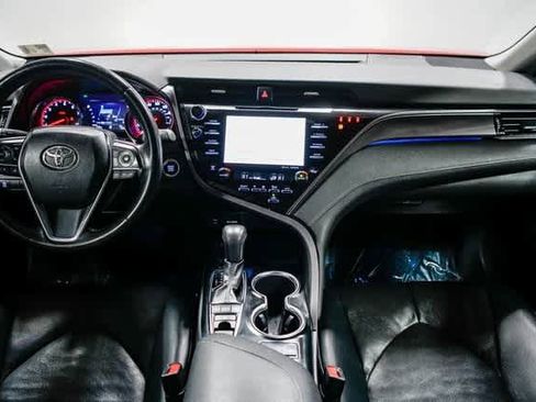 Certified 2019 Toyota Camry XSE image 13