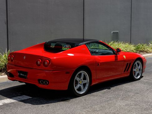 Used 2005 Ferrari 575M Maranello Superamerica RWD image 5