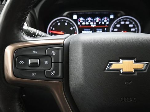 Used 2022 Chevrolet Silverado 3500 High Country w/ LPO, Hitch Package AWD/4WD image 28