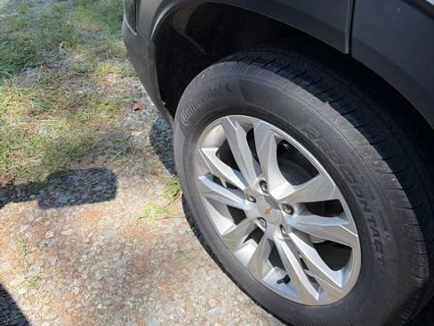 Used 2023 Chevrolet TrailBlazer LS FWD image 14