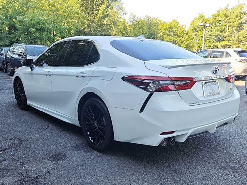 Used 2024 Toyota Camry XSE FWD image 4