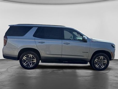 Used 2025 Chevrolet Tahoe Z71 AWD/4WD image 13