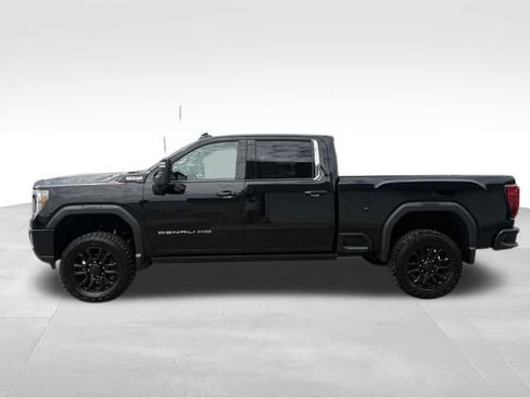 Used 2022 GMC Sierra 2500 Denali w/ Denali Black Diamond Edition AWD/4WD image 12