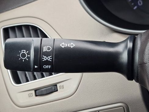 Used 2012 Hyundai Tucson GLS FWD image 28