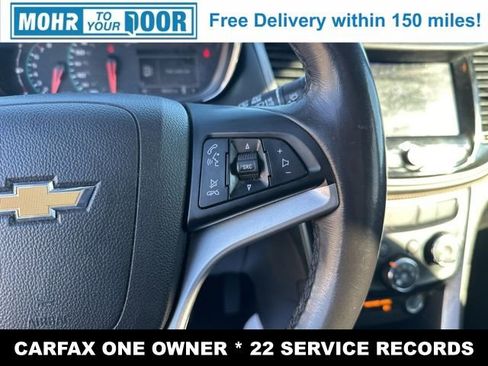 Used 2020 Chevrolet Trax LT w/ LT Convenience Package image 14