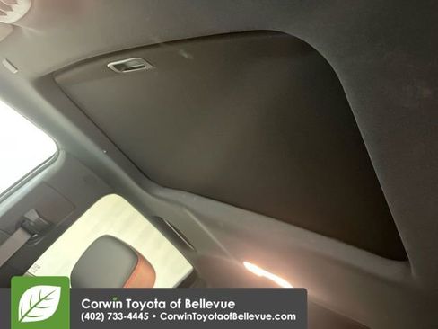 Used 2024 Chevrolet Colorado Z71 image 23