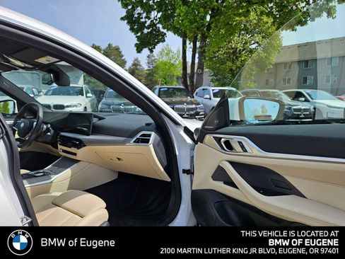Used 2025 BMW i4 xDrive40i w/ Premium Package AWD/4WD image 10