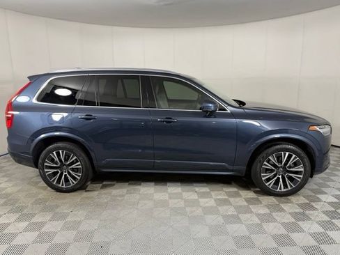 Used 2022 Volvo XC90 T6 Momentum w/ Advanced Package AWD/4WD image 9