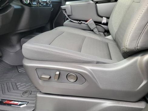 Used 2026 Chevrolet Silverado 2500 LT image 9