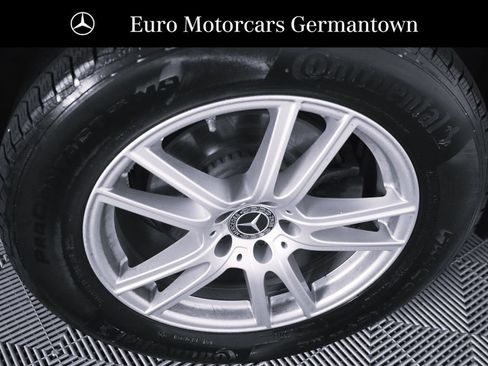 Used 2023 Mercedes-Benz GLC 300 4MATIC image 7