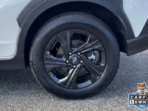 Used 2024 Subaru Crosstrek 2.0i image 12