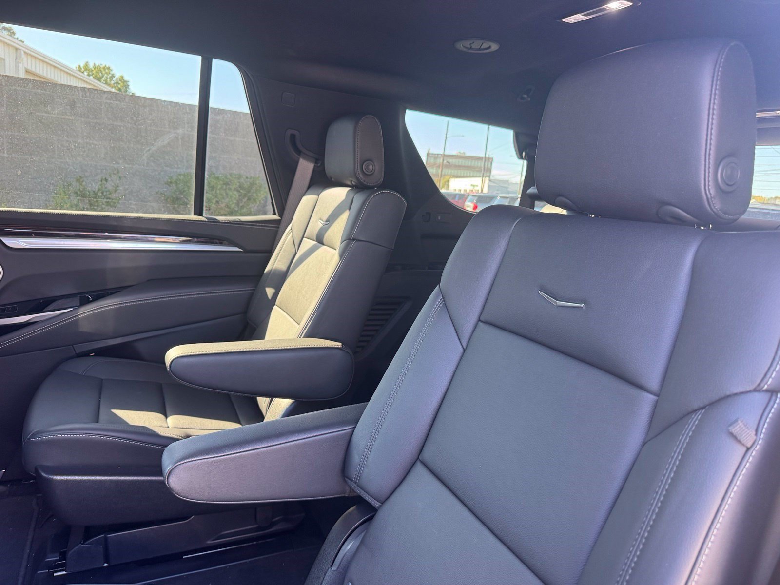 Certified 2025 Cadillac Escalade Luxury RWD image 20