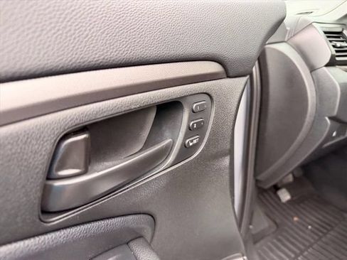 Used 2022 Honda Pilot TrailSport image 17